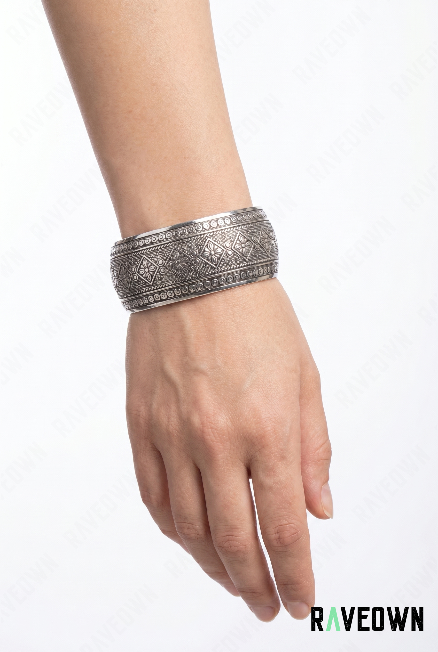 Bracelet Manchette Argenté Tendance | Hippie Boho