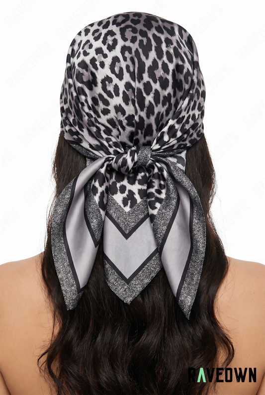 Grand Foulard Imprimé Léopard Noir