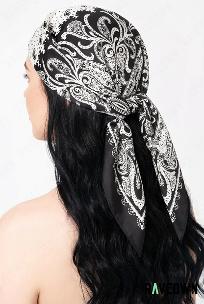 Foulard Style Bandana – Paisley Satiné Uni | Terra Boho